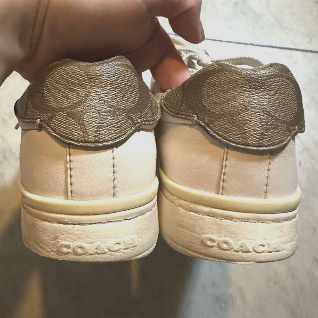 新品未使用コーチCOACHクリップレザーロートップ チョーク