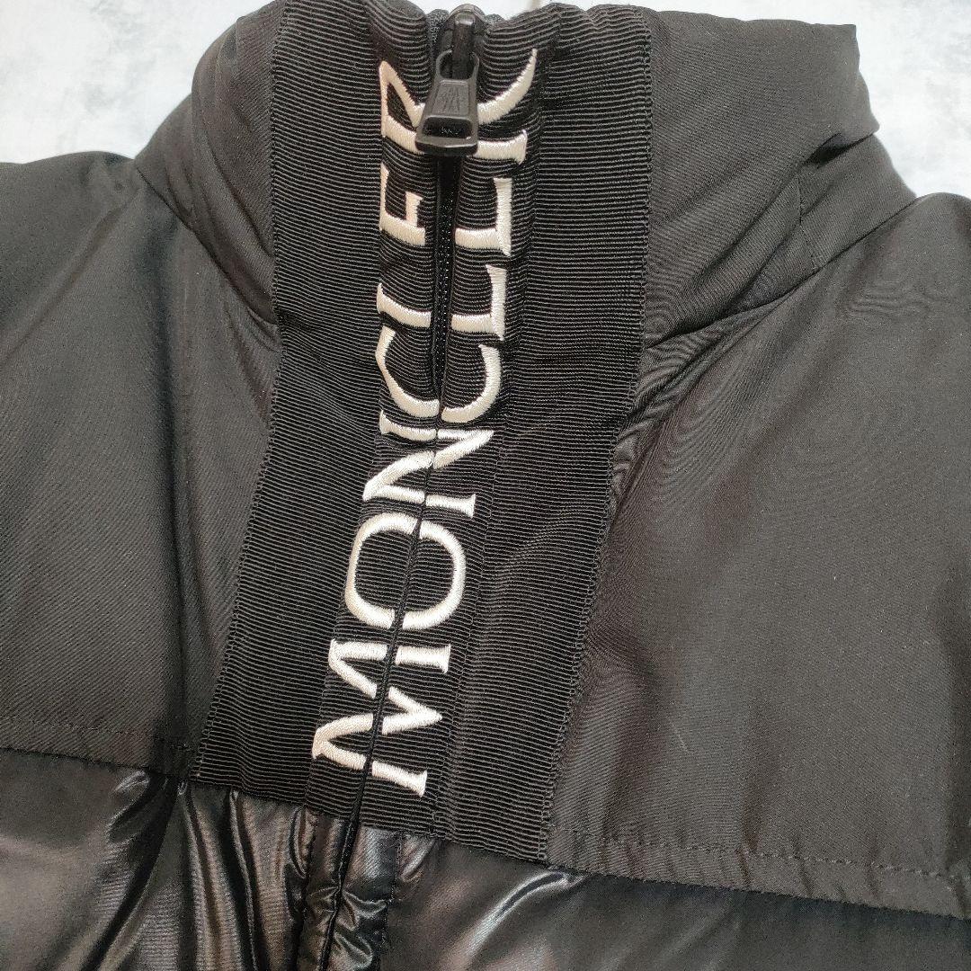 未使用✨モンクレール MONCLER BRUELダウンジャケット ブリュエル