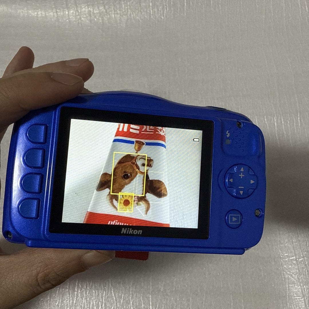 ❗️激安価格❗️デジカメ　本体　Nikon Coolpix W100