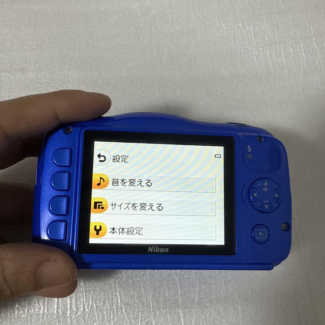 ❗️激安価格❗️デジカメ　本体　Nikon Coolpix W100