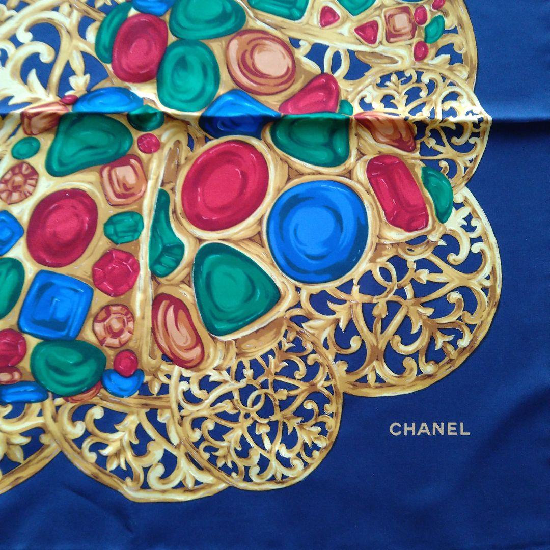 chanel シルクスカーフ ネイビー