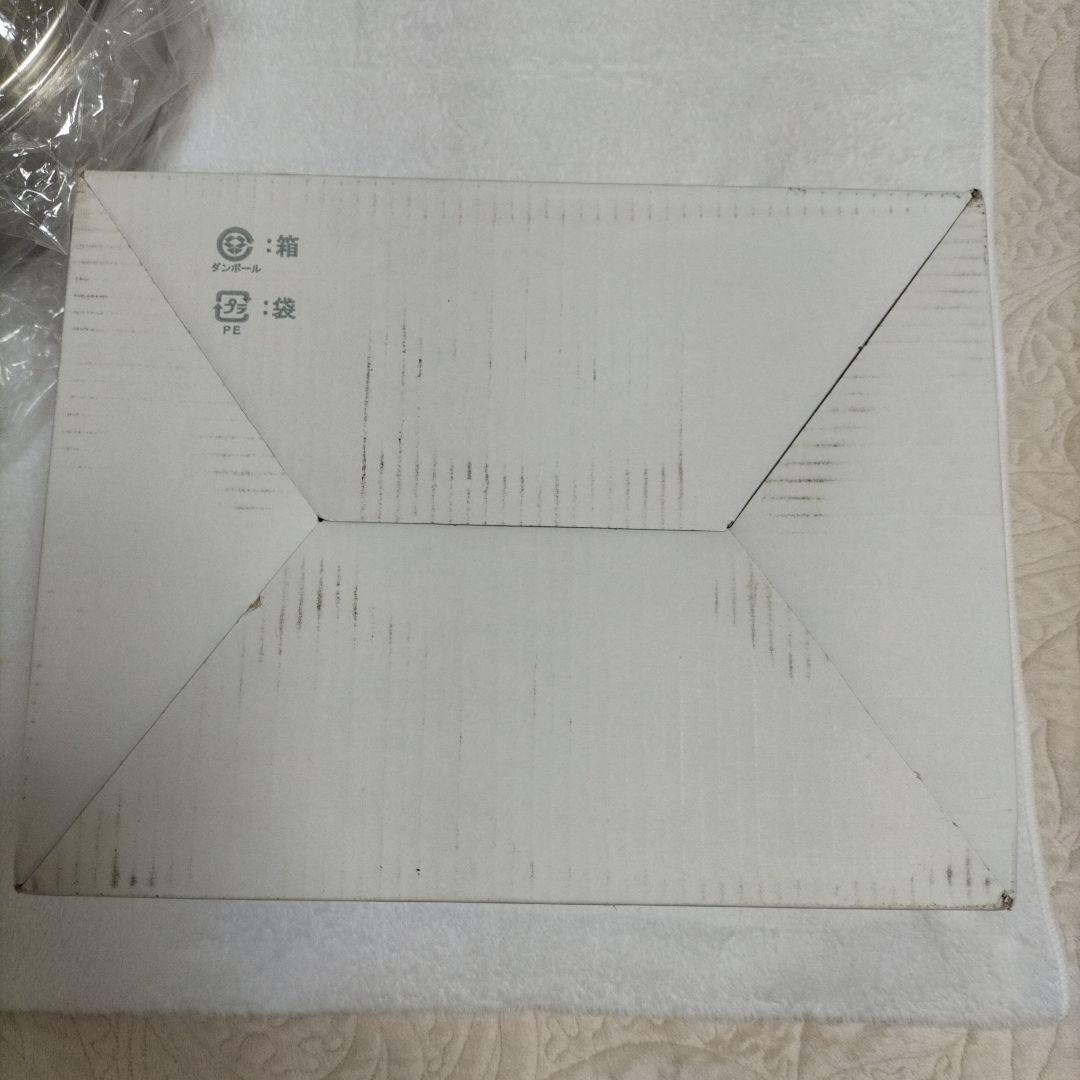 柳宗理　ステンレス両手鍋浅型22cm　蓋付き箱有りガス火専用　新品未使用長期保管