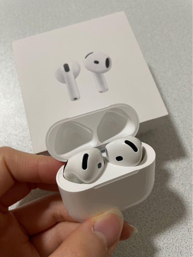 AirPods4 本体 充電ケース付き