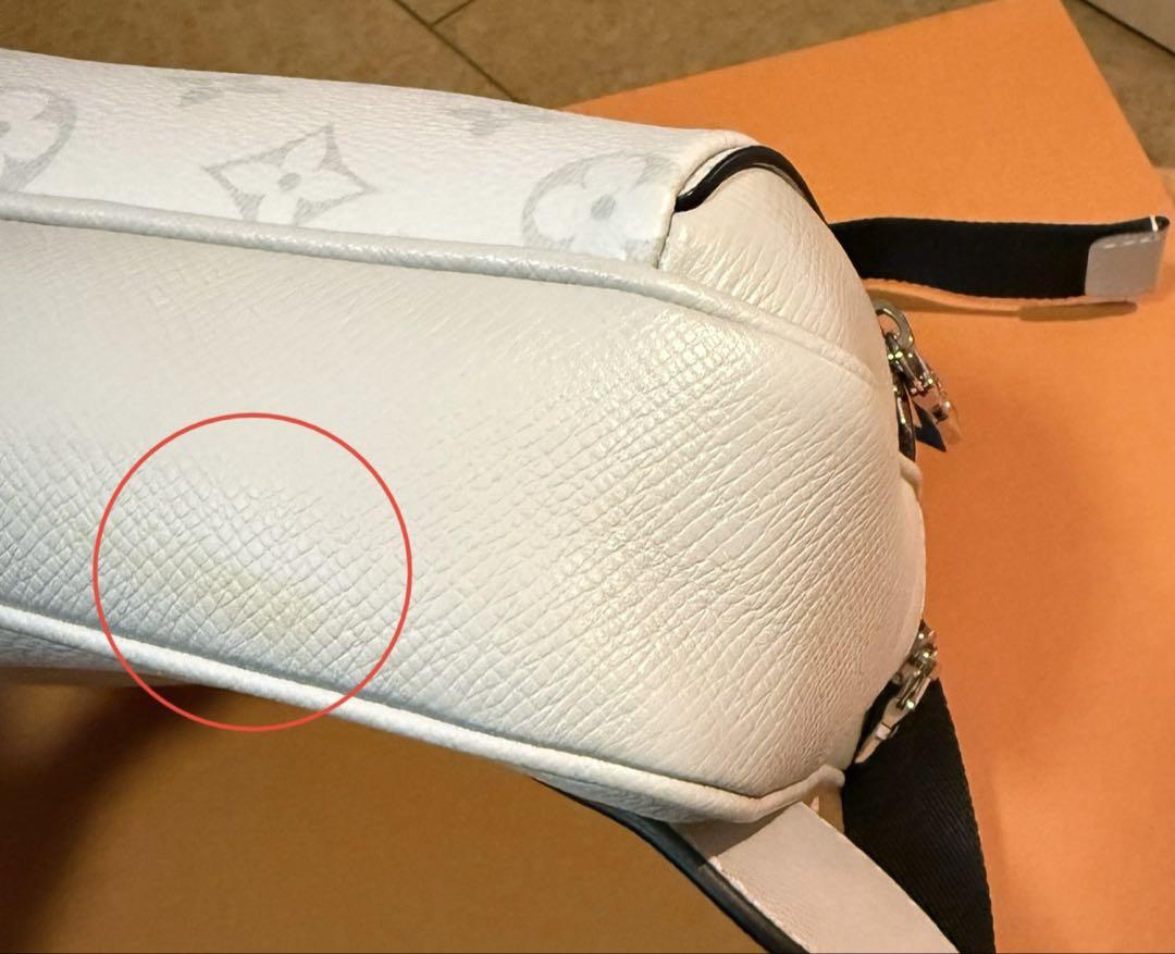 【美品】バムバッグ アウトドア ボディバッグ モノグラム エクリプス タイガ