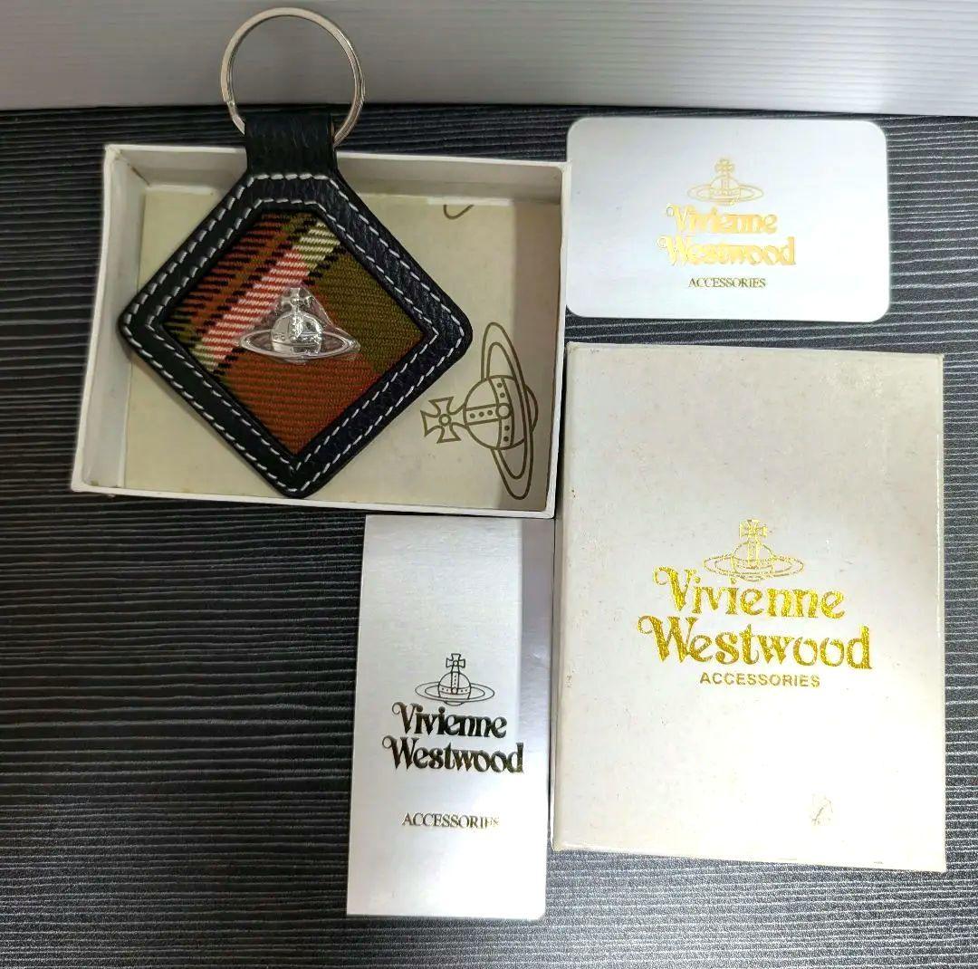 Vivienne Westwood ワックスドレザーキーホルダー Vivienne Westwood ヴィヴィアンウエストウッド キーホルダー