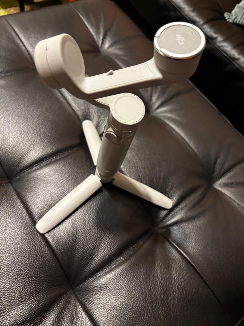 DJI OM5 アテネ グレー / スマホ用ジンバル