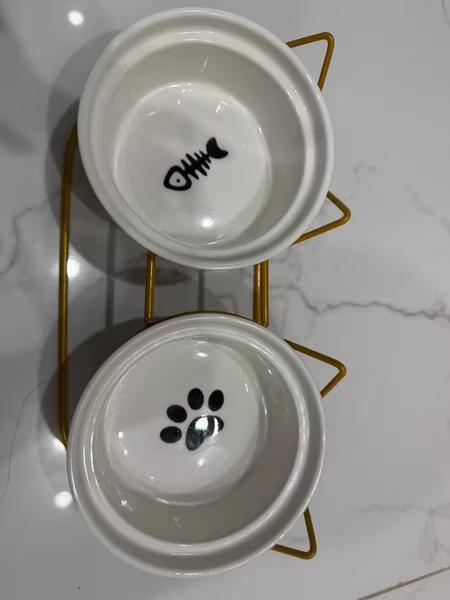 猫用食器 魚と足跡デザイン 陶器