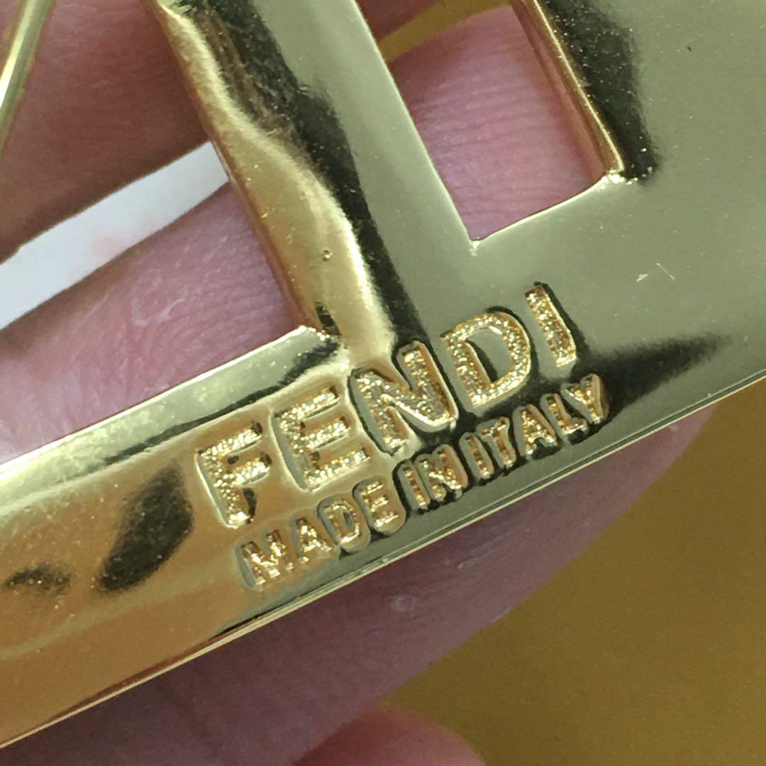 フェンディ Fロゴ ブローチ（フェンディ FENDI FENDI ブローチ