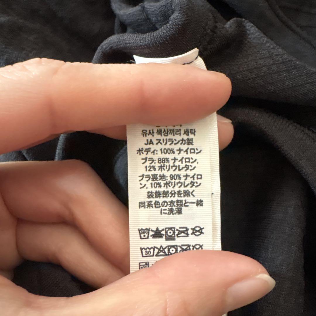 ルルレモン　Ebb to Street クロップ レーサーバックタンクトップ