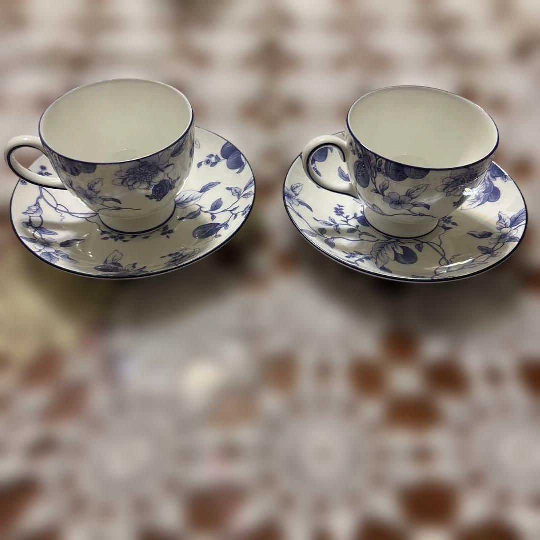 WEDGWOOD 花柄 ティーカップソーサー 2客 - メルカリ