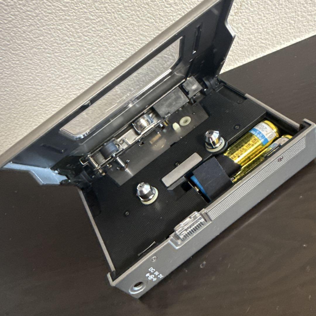SONY WALKMAN WM-2 カセットウォークマン シルバー 整備済 SONY WALKMAN WM-2 カセットウォークマン シルバー 整備済