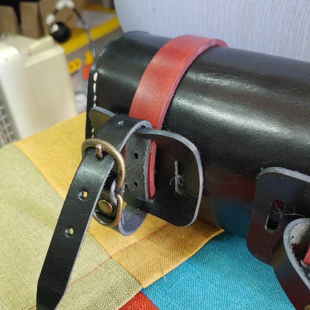 レッド ベルト付き