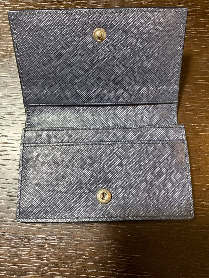 PRADA ネイビー カードケース　名刺入れ