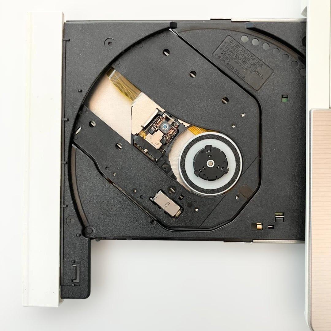 可愛い❤️素敵なライトゴールド☆サクサク動くSSD 薄型おしゃれ