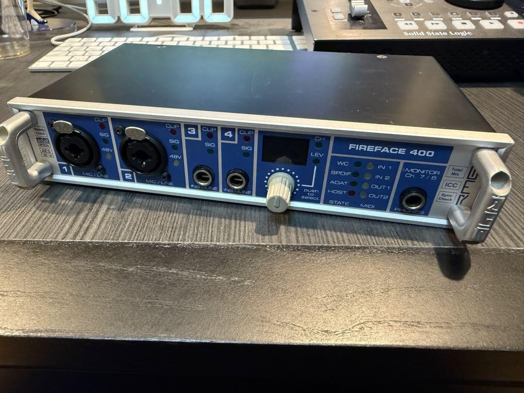 RME Fireface 400 オーディオインターフェース ※破損箇所あり