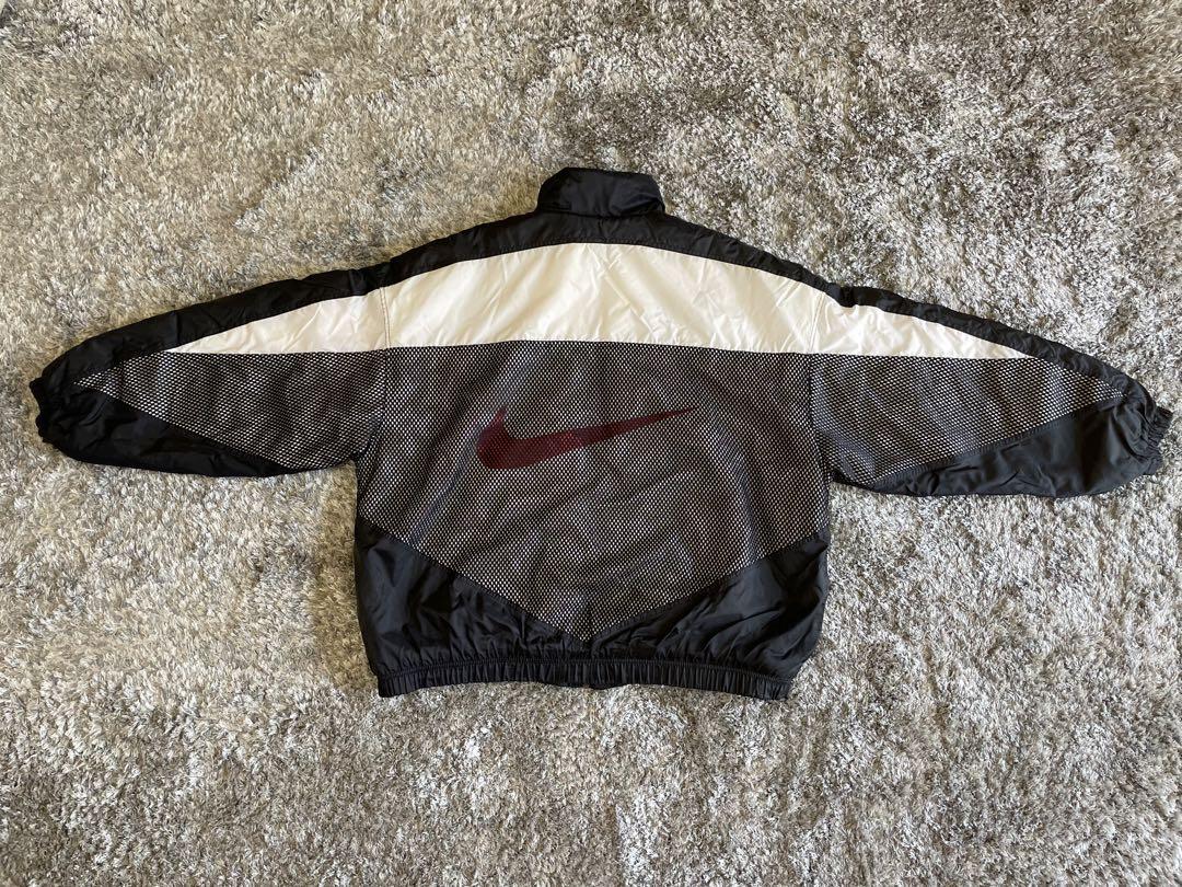 【パイの実さん専用】 ［未使用］NIlKE ビックスウォッシュジャケット Lサイ Nike 90s ナイロンジャケット L 中綿 メッシュ 黒 ビッグス