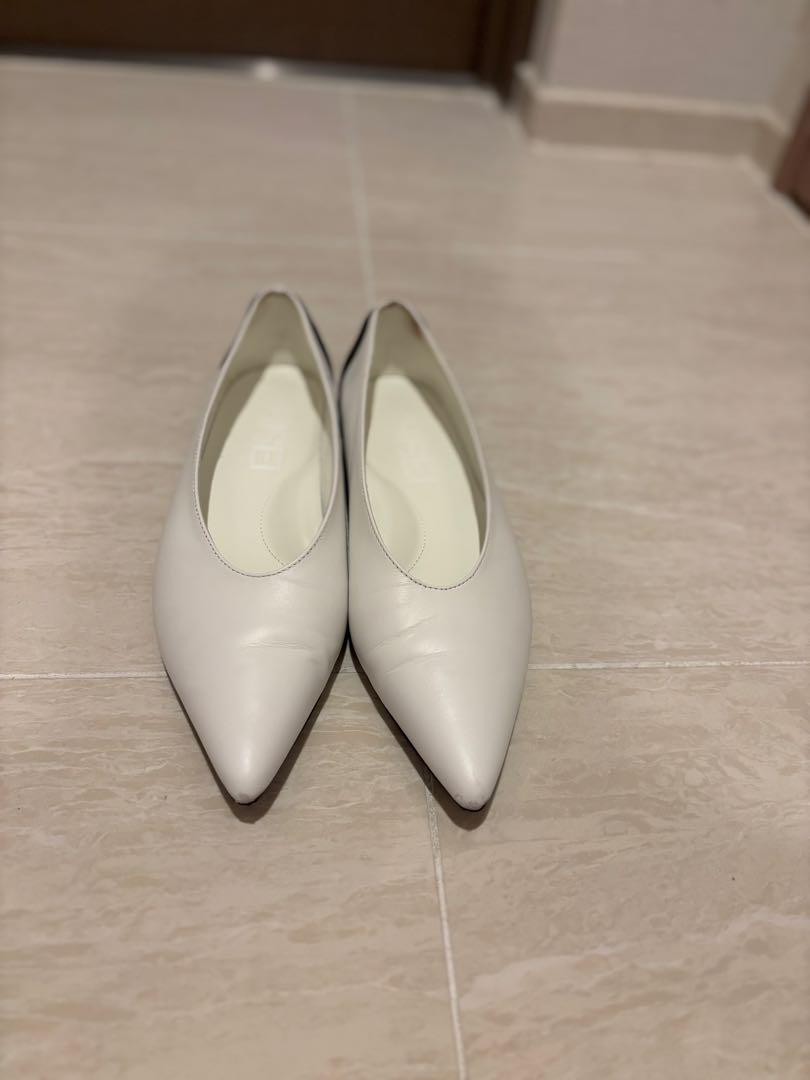 アドーア　ADORE SHISEI pointed u pumps サイズ37 アドーア ADORE SHISEI pointed u pumps サイズ37 - メルカリ