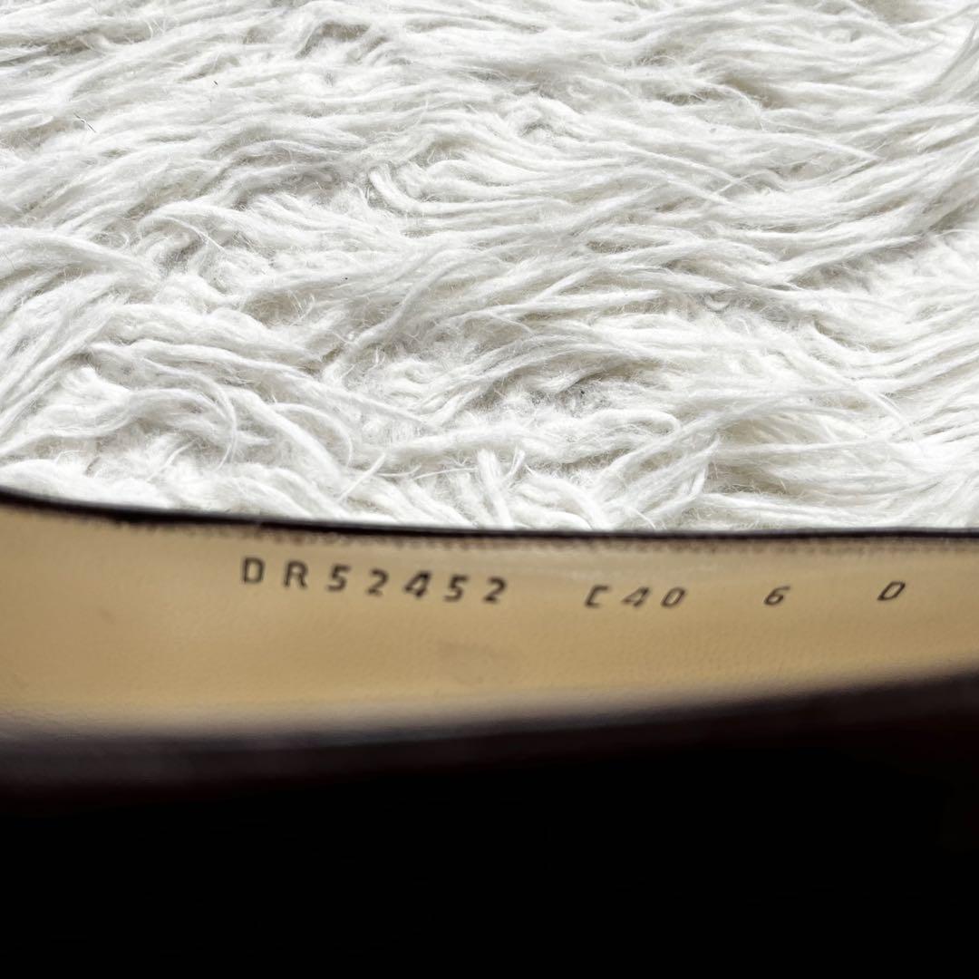 極美品　Salvatore Ferragamo レザー パンプス 23.5 茶