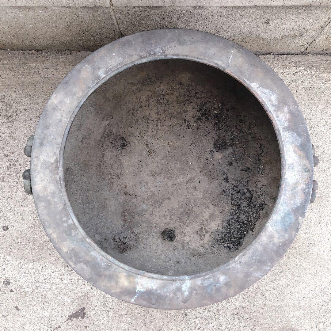 金属製火鉢