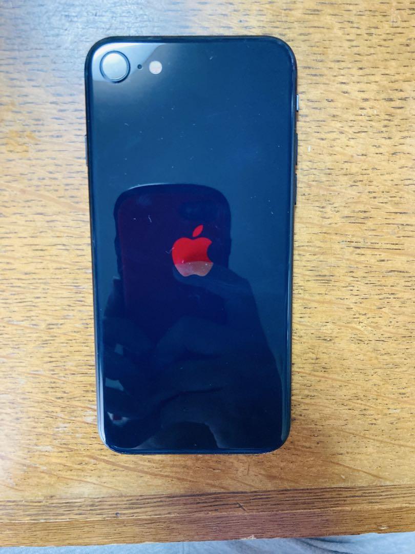 iPhone se 第3世代　64GB ジャンク