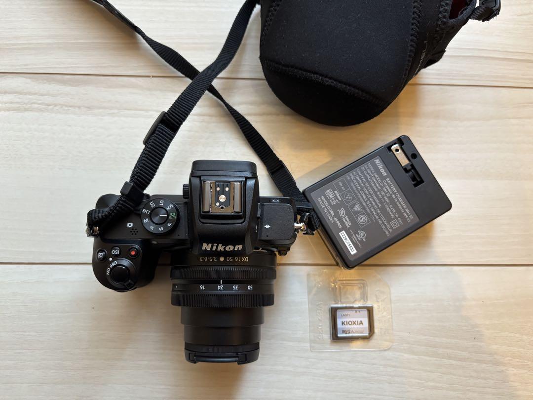 美品】中古 Nikon Z50 ミラーレス一眼 ケース、ガイド本付き