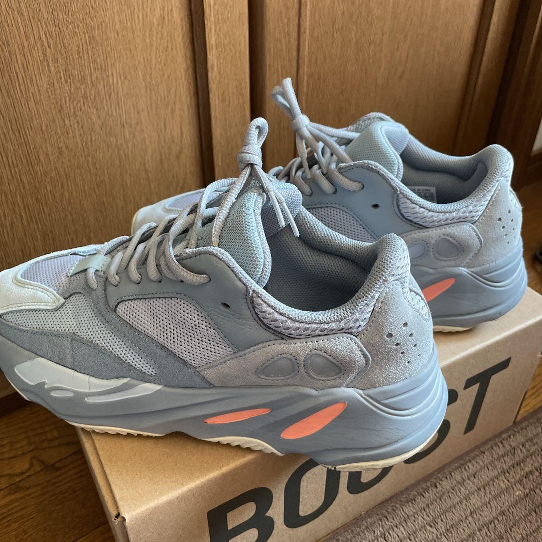 アディダス イージーブースト700 イナーシャ 11590円 メンズ 靴