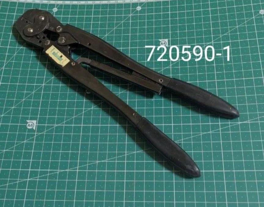 圧着工具　TE Connectivity (AMP)型番　720590-1