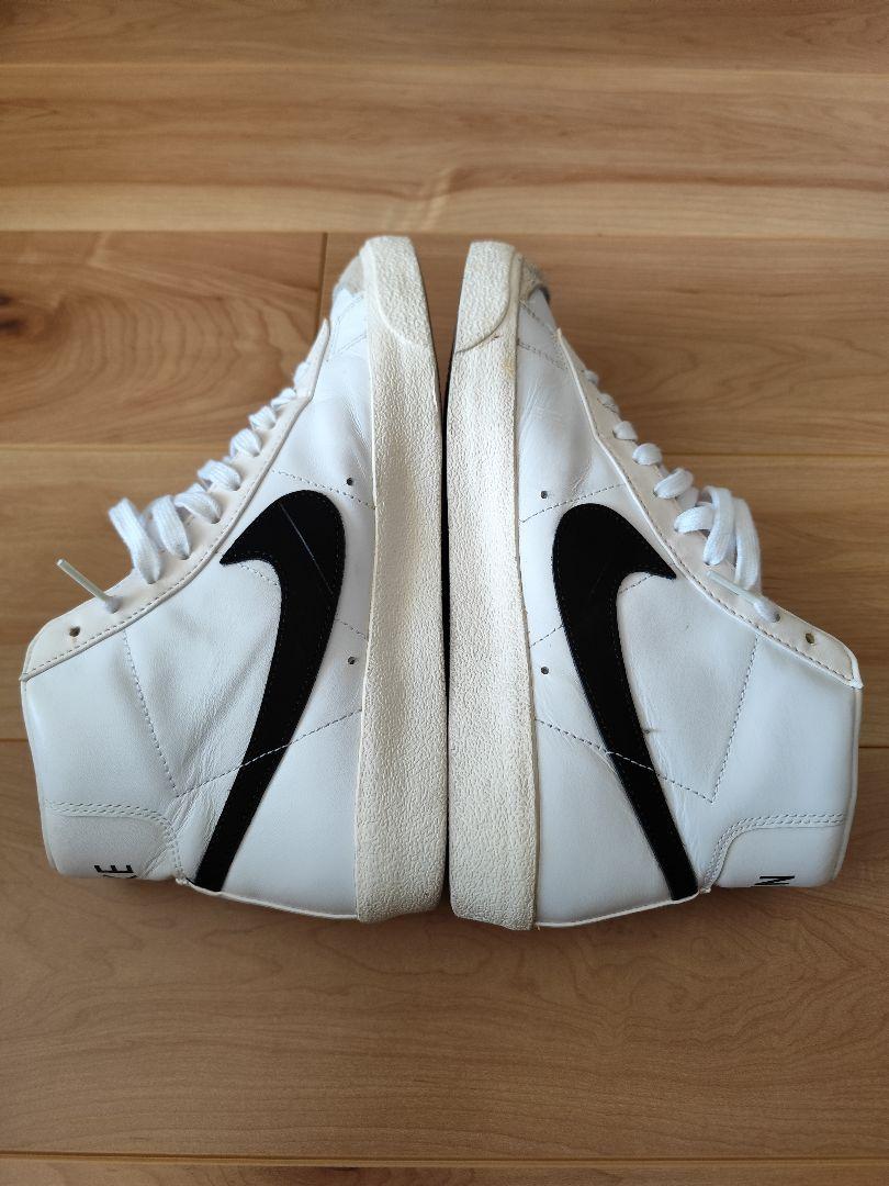 Nike BLAZER ホワイト/ブラック