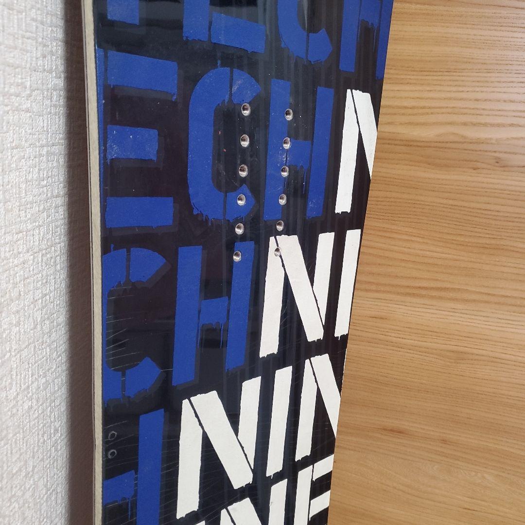 テックナインスノーボード