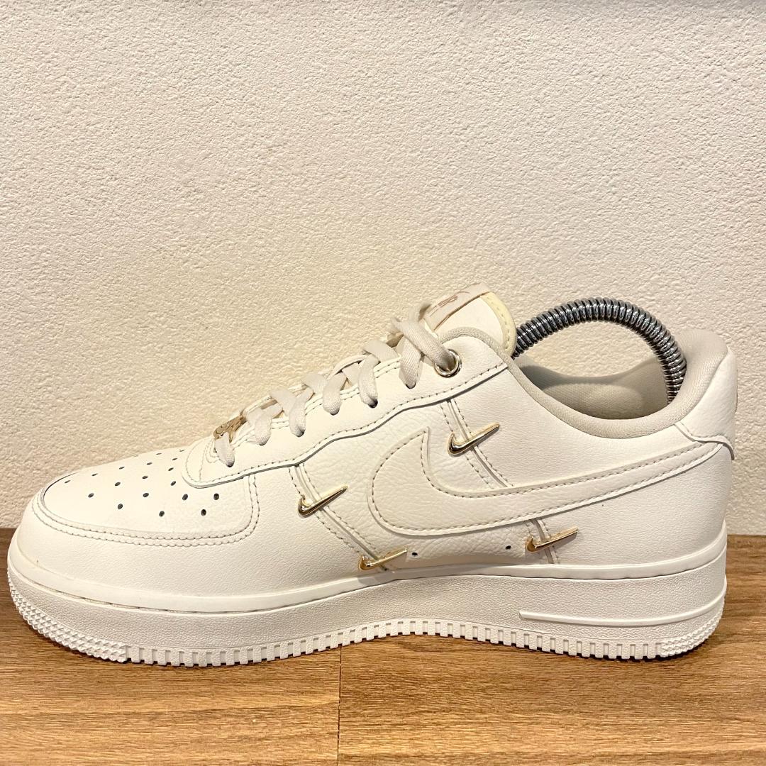 NIKE AIR FORCE 1 LOW '07 LX ナイキエアフォースワン