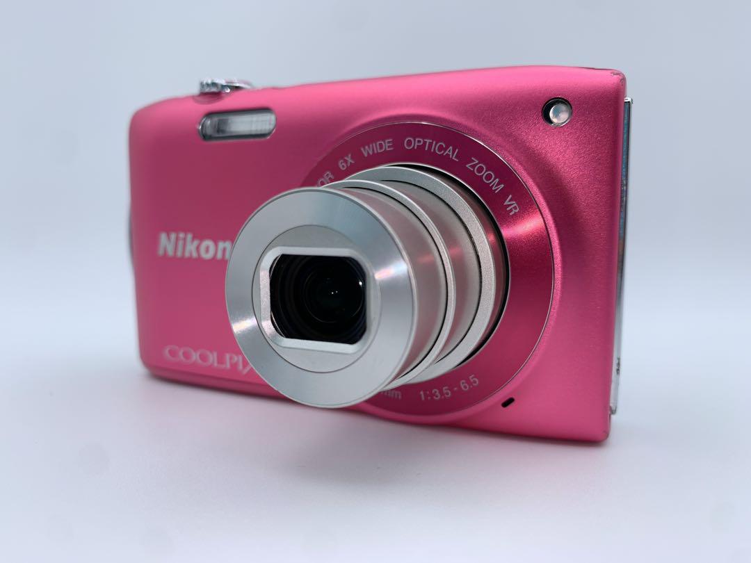Nikon COOLPIX s3300 ピンク 充電器付き ニコン　デジカメ Nikon COOLPIX s3300 ピンク 充電器付き ニコン デジカメ
