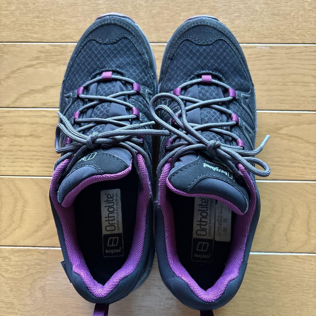 Berghaus 防水登山靴 ブラック/パープル
