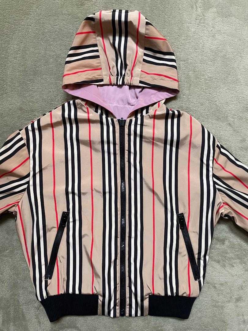 BURBERRY キッズ　リバーシブル　ナイロンジャケット