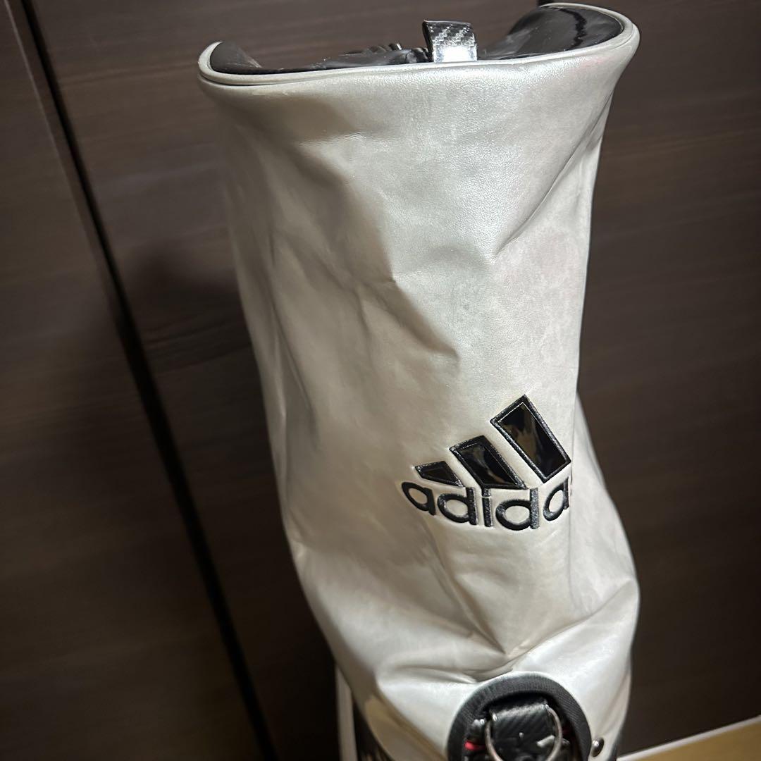 adidas キャディバッグ シルバー ブラック レッド