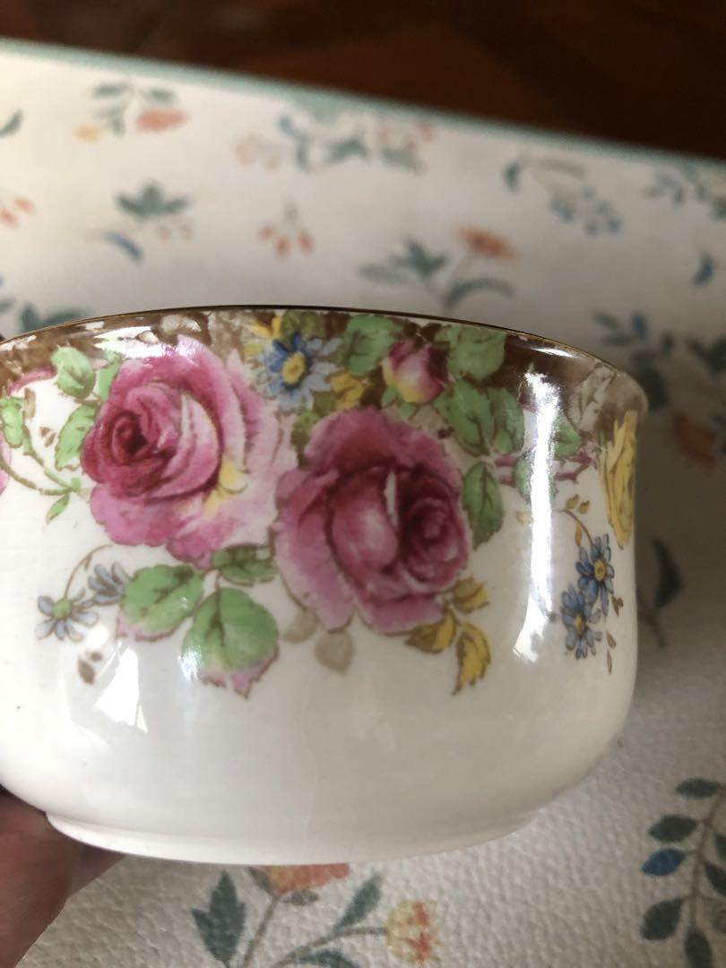 豪州輸出品】ロイヤルダルトン English Rose 金彩デザートカップ