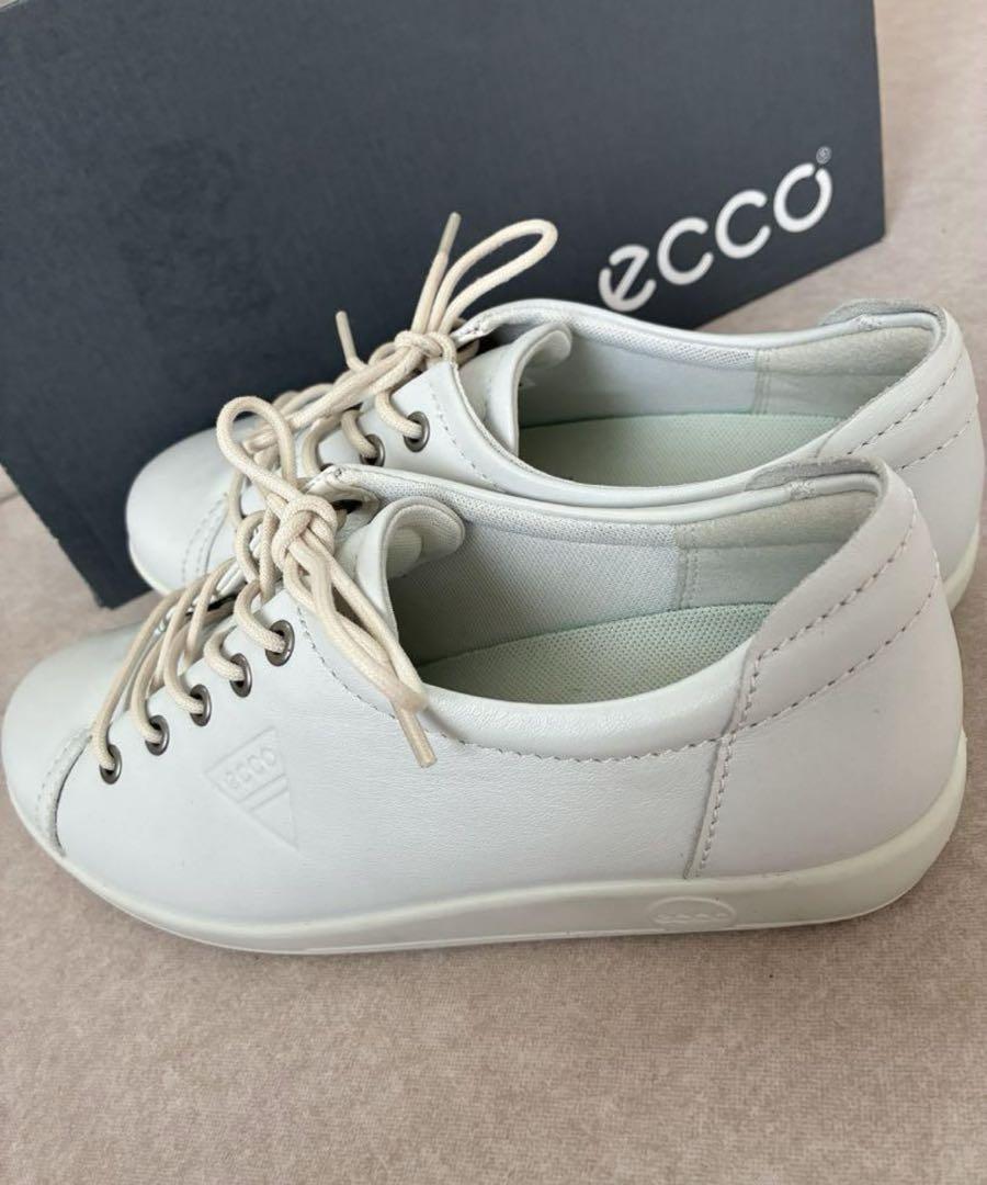 新品 ECCO レディース ダービー レースアップスニーカー 白　 22.5cm