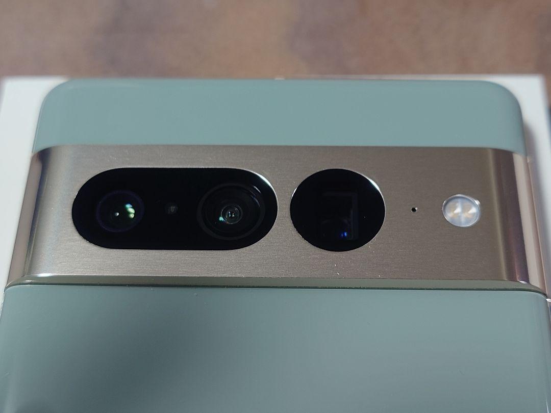 Google　Pixel7pro ほぼ新品　おまけ付き