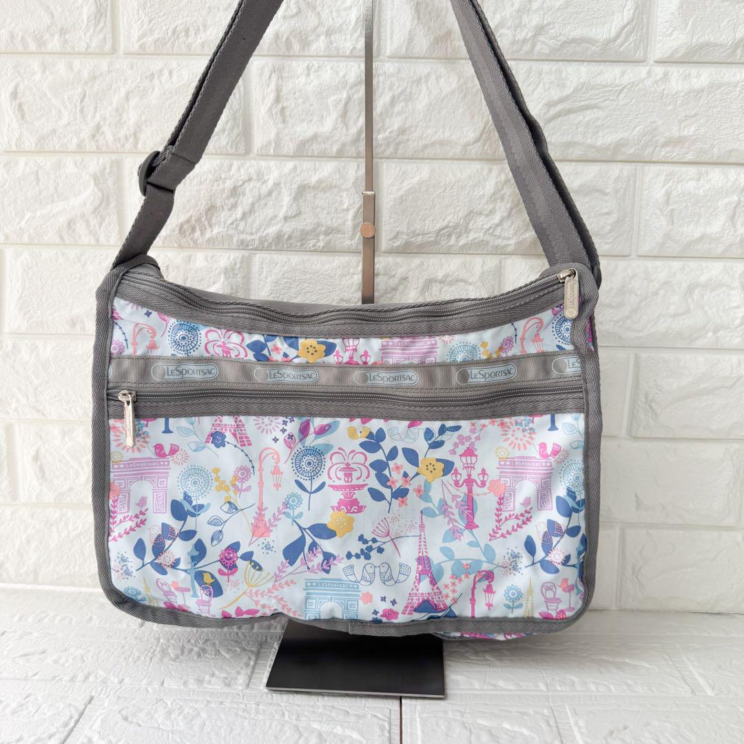 【待望★】 LeSportsac レスポートサック【美品】ショルダーバッグパリ柄 バッグ