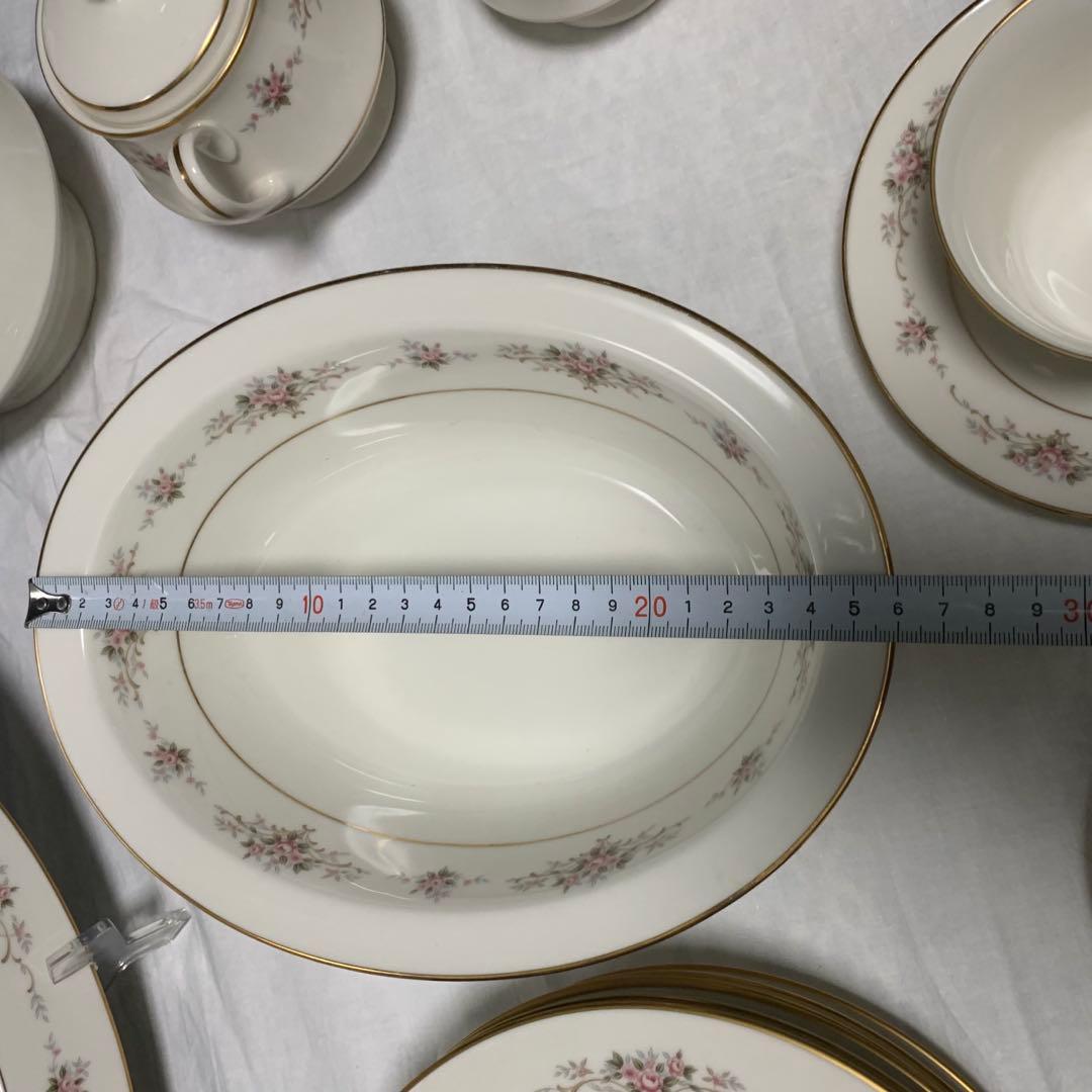 ノリタケ Nittoroyal アイボリー RC 日本製 食器セット 41点 ノリタケ Nittoroyal アイボリー RC 日本製 食器セット 41点