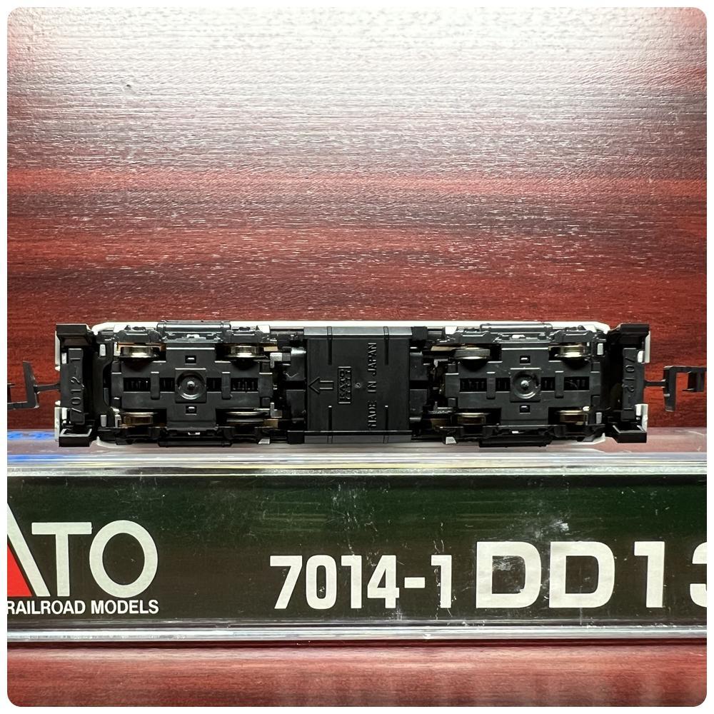 KATO DD13後期型。