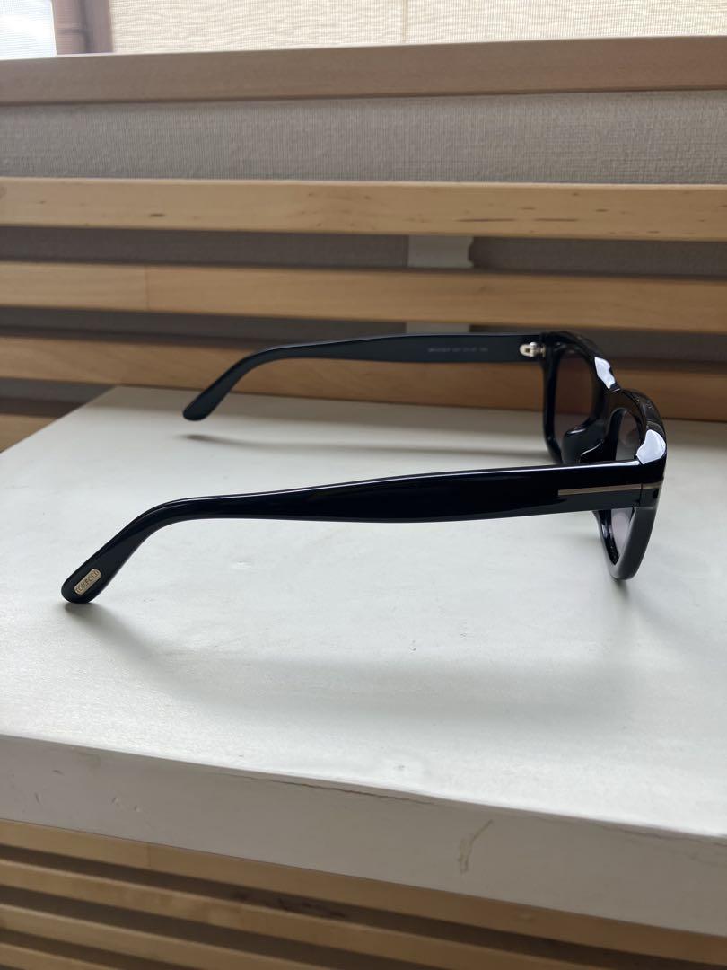 TOMFORDサングラス　TF5178-F 001 51□21 145