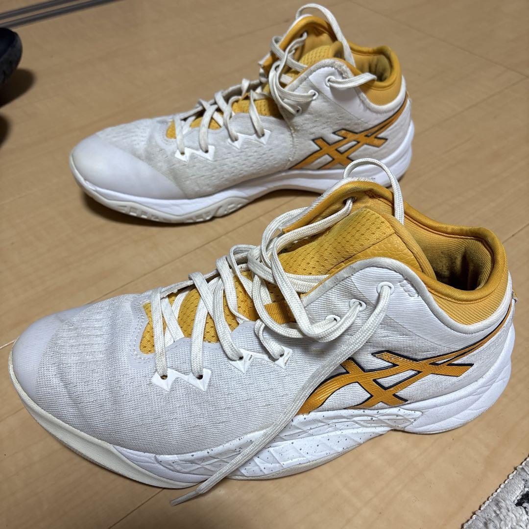 asics NOVASURGE LOW バスケットボールシューズ
