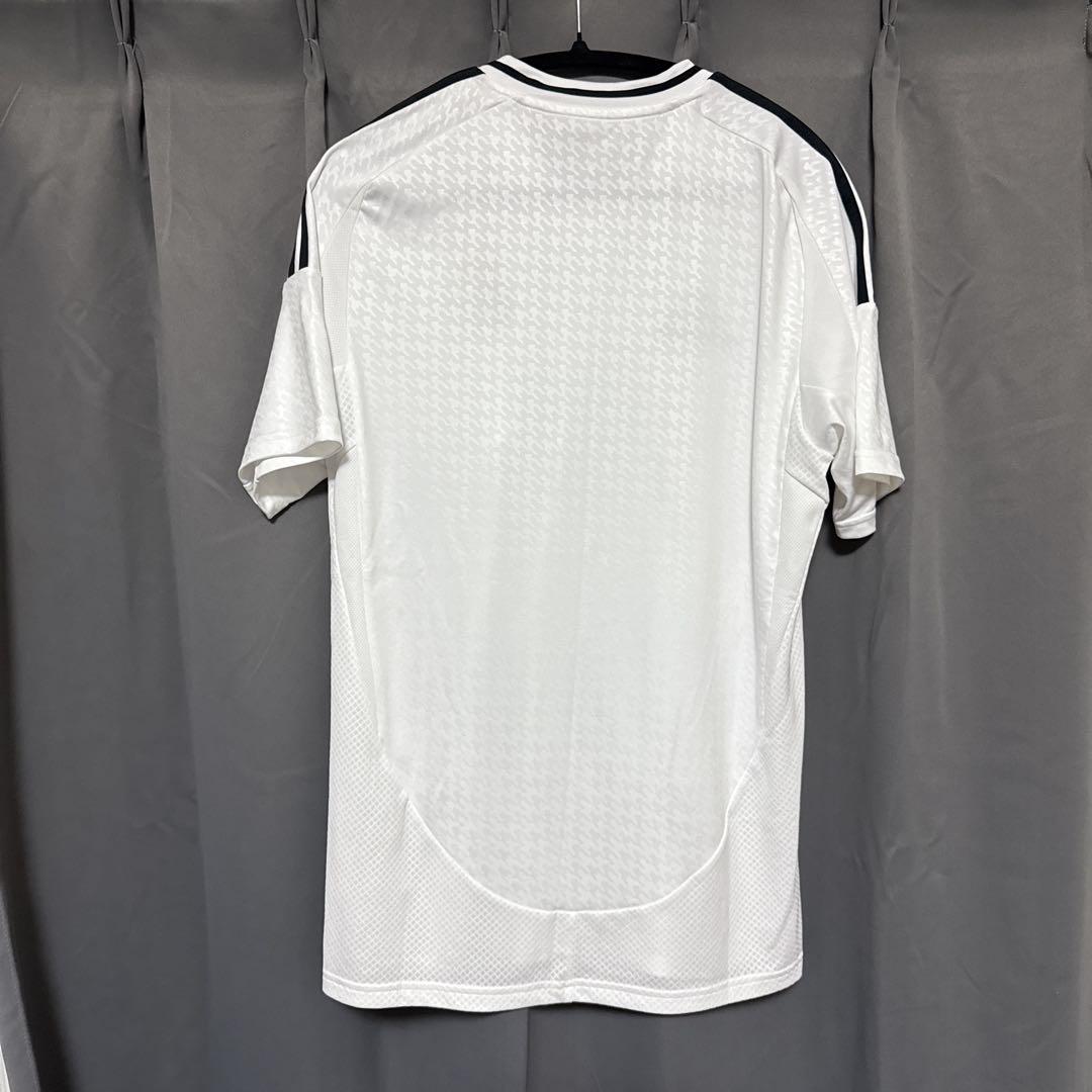 adidas レアル・マドリード ホワイトジャージ 新品 アディダス レアル・マドリード トラックトップ（ジャージ