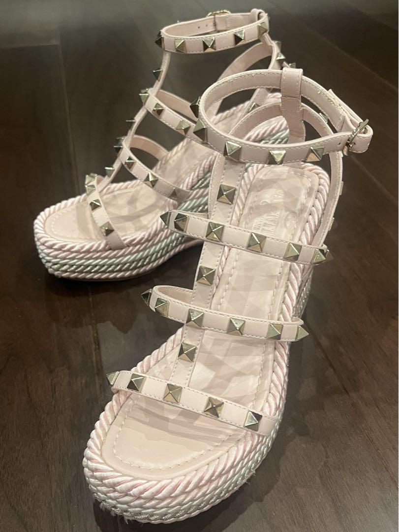 valentino ロックスタッズウェッジソールサンダル ピンク 靴 valentino ロックスタッズウェッジソールサンダル ピンク 靴