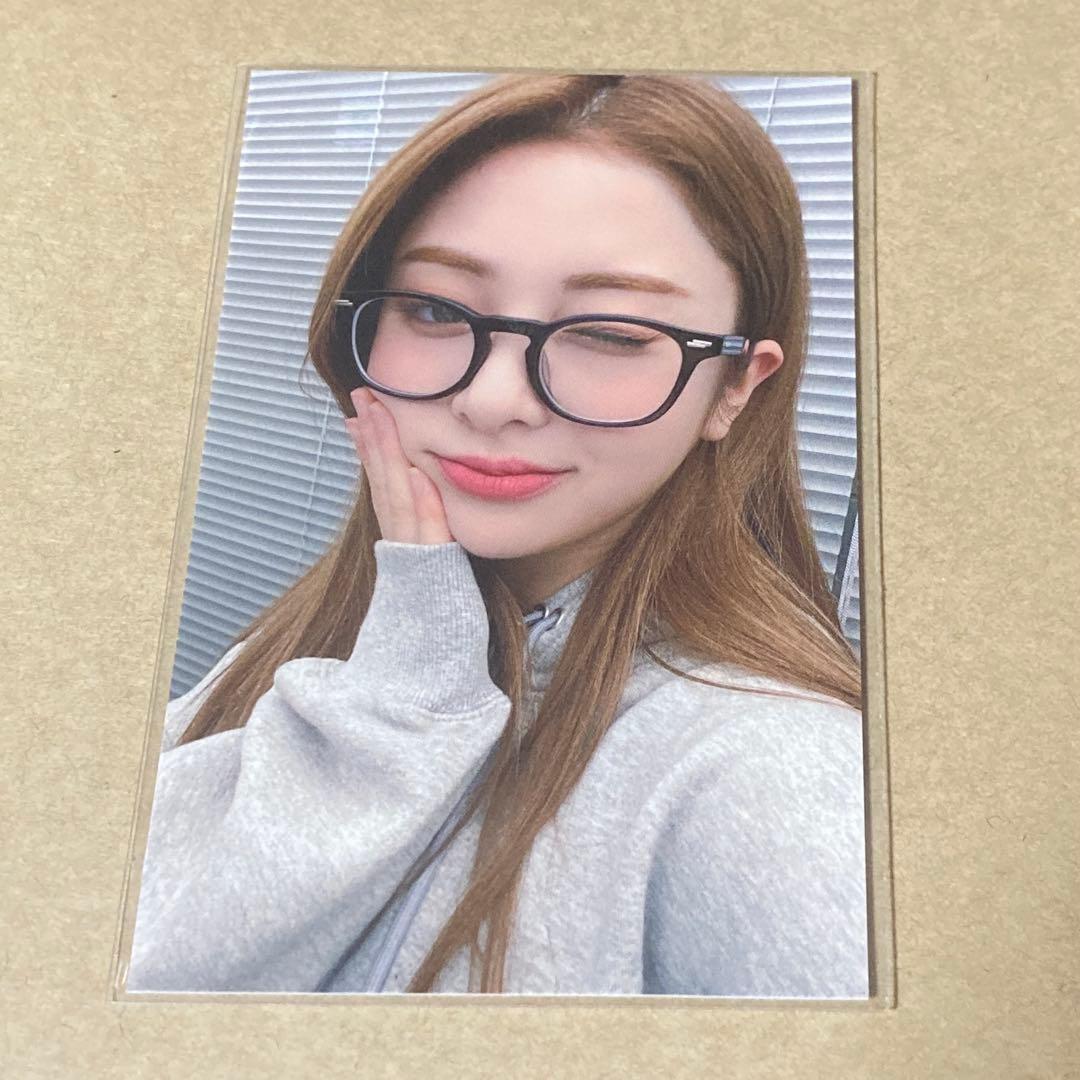 LE SSERAFIM ユンジン ANTIFRAGILE ラキドロ ウィバース - メルカリ