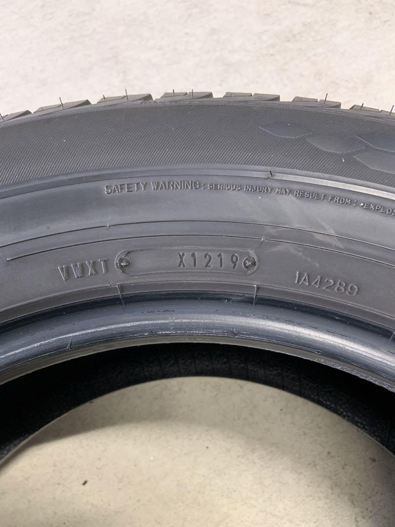 ダンロップ　265/60R18  2本　送料無料　プラド　グランドレック