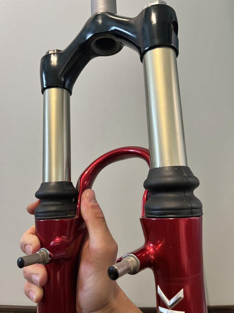 マニトウ MANITOU 26インチ フロントサスペンション ダートジャンプ