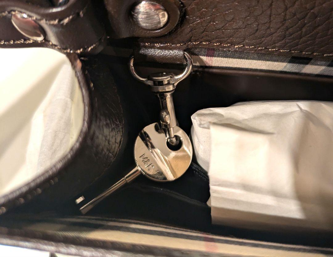 BURBERRY　バーバリー クラッチバッグ セカンドバッグ 小型バッグ