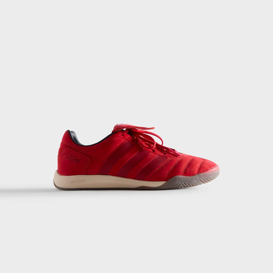 靴 Kith for adidas Football Predator 2002