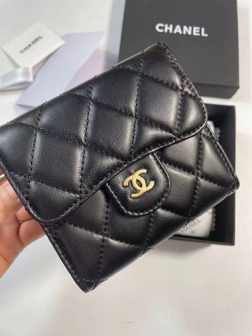 人気の美品 ✿CHANEL ✿ シャネル 二つ折り財布 小銭入れ - 通販